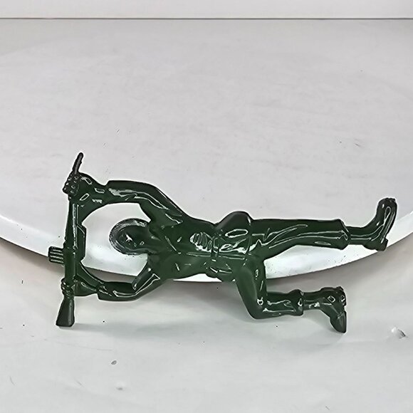 Green Army Man Bottle Opener Made Of Durable Metal - Picture 6 of 8